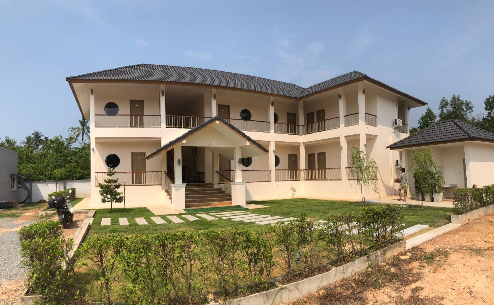 แหลมงอบเฮาส์ Laemngob House Villa Exterior foto